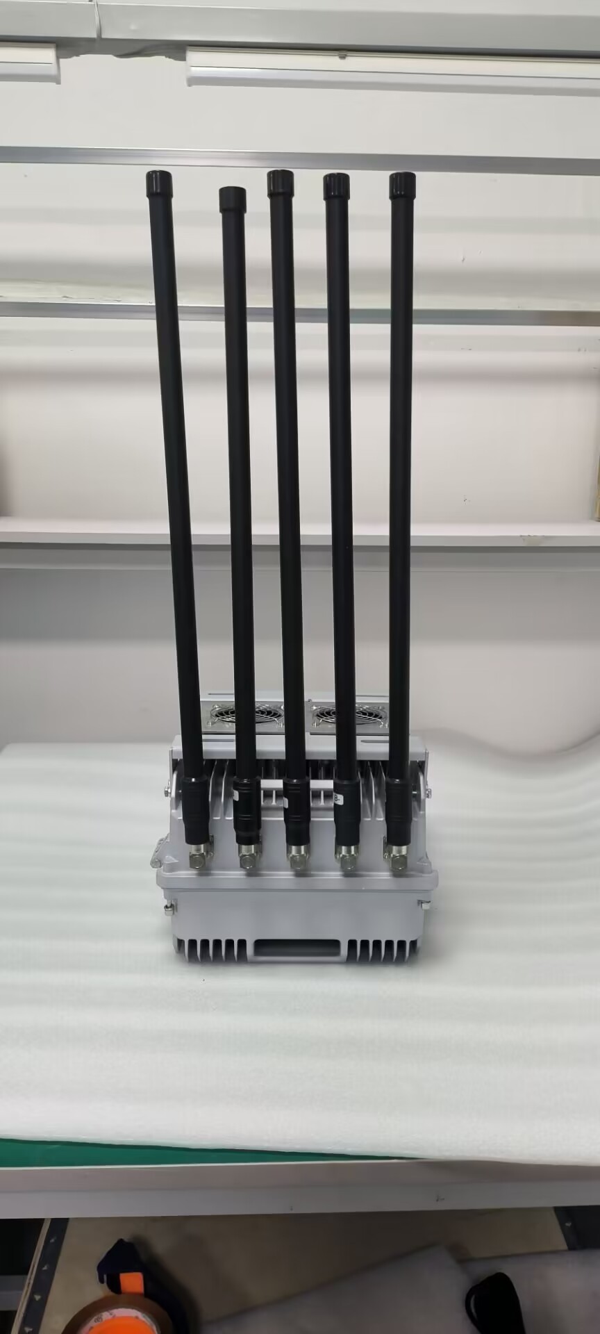 5 band vehicle 250W Drone jammer system jamming range