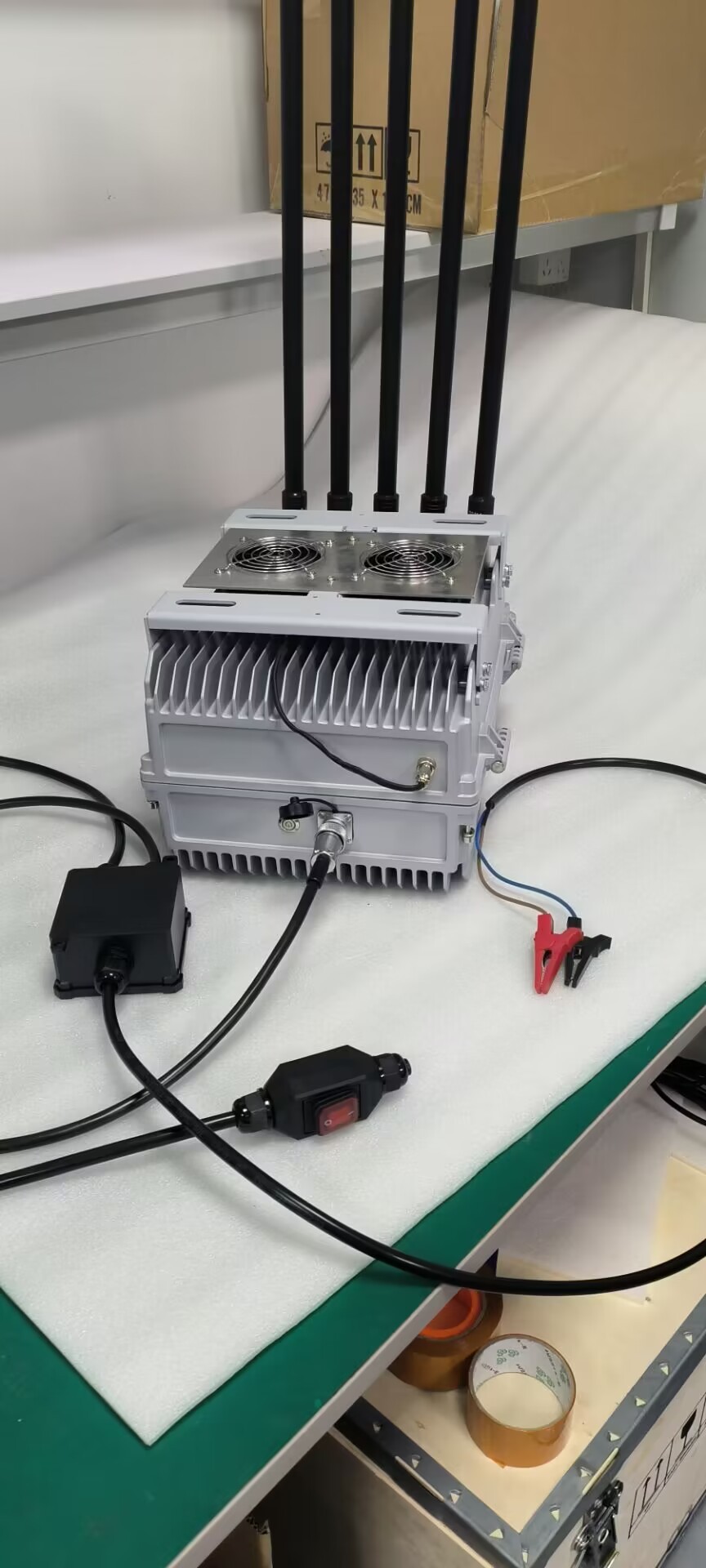 5 band vehicle 250W Drone jammer system jamming range
