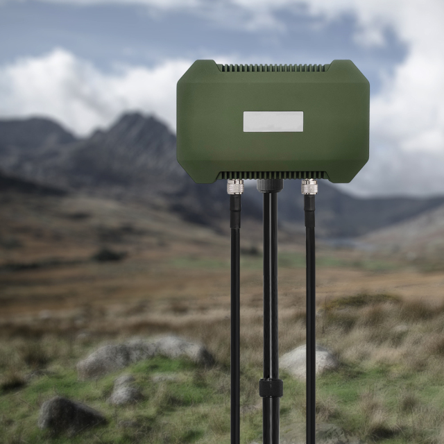 2.4G/5.2G/5.8G 10W FPV Signal Booster Drone Signal Extender