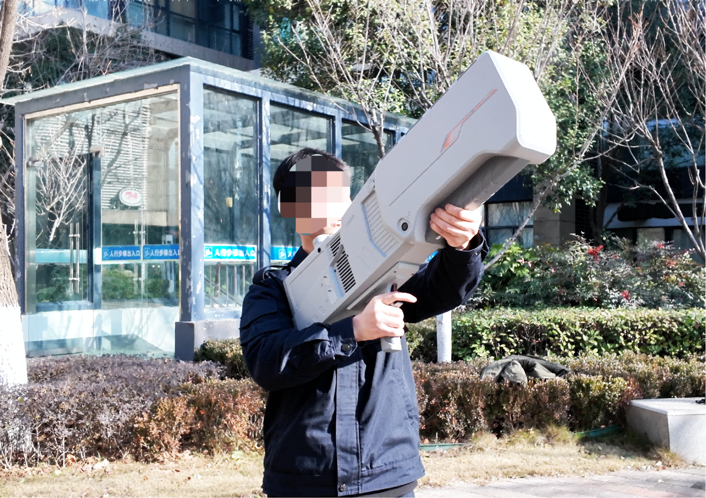 Handheld 400MHz~6GHz Drone Detection Drone Jamming And GPS Spoofing All-in-One Equipment