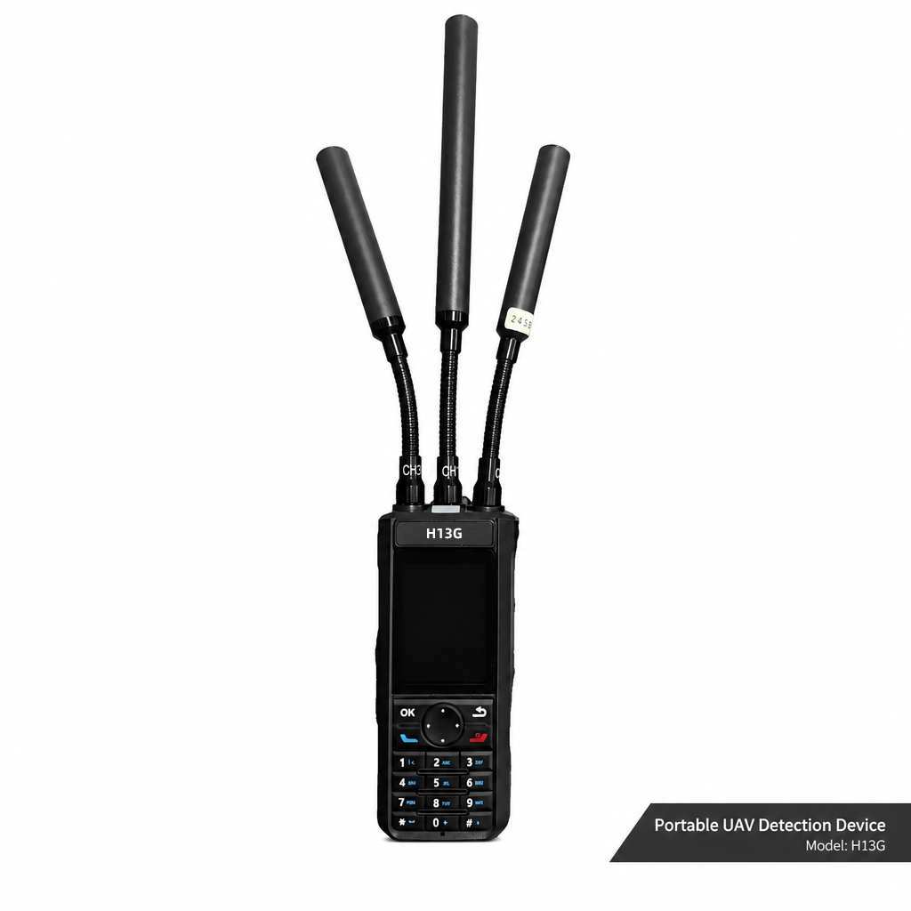 Portable Ultra Wideband Drone Detector 300MHz to 13.4GHz 5km Detection Range with Rid Function