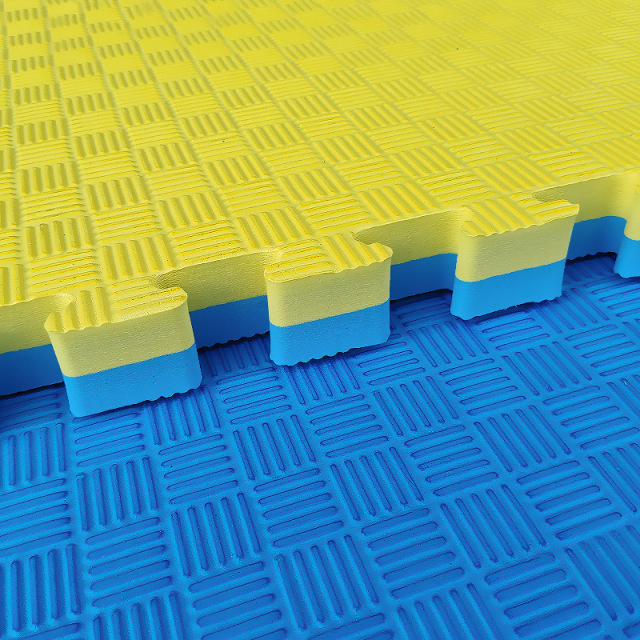 Interlocking EVA Martial Arts Floor Mat Durable Non-Slip Foam Training Mat for Home and Gym