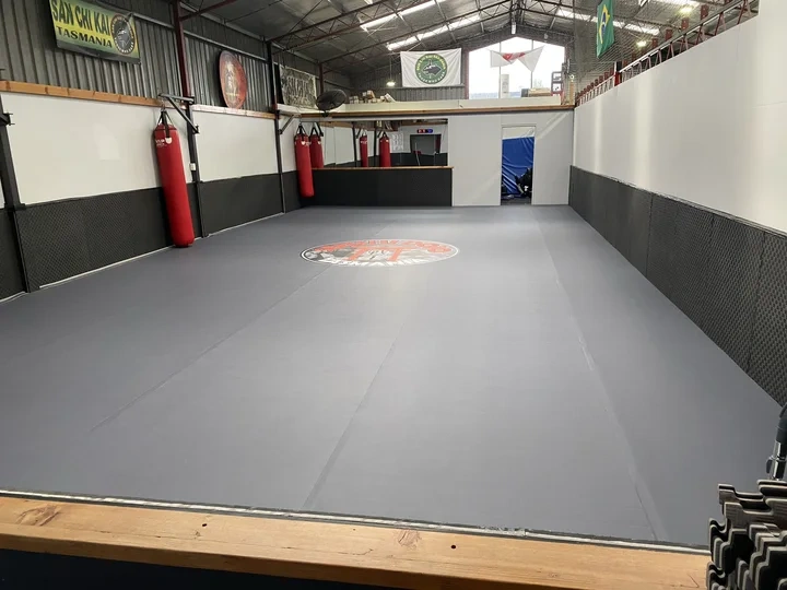 Roll Out Mat Setup Case