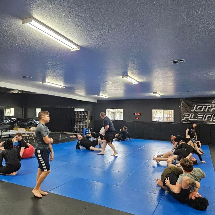 Black perimeter blending with dojo walls