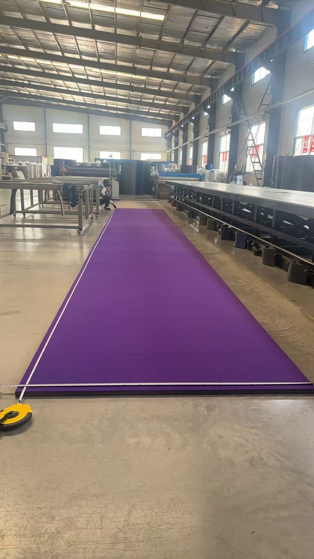 Carpet bonded foam surface
