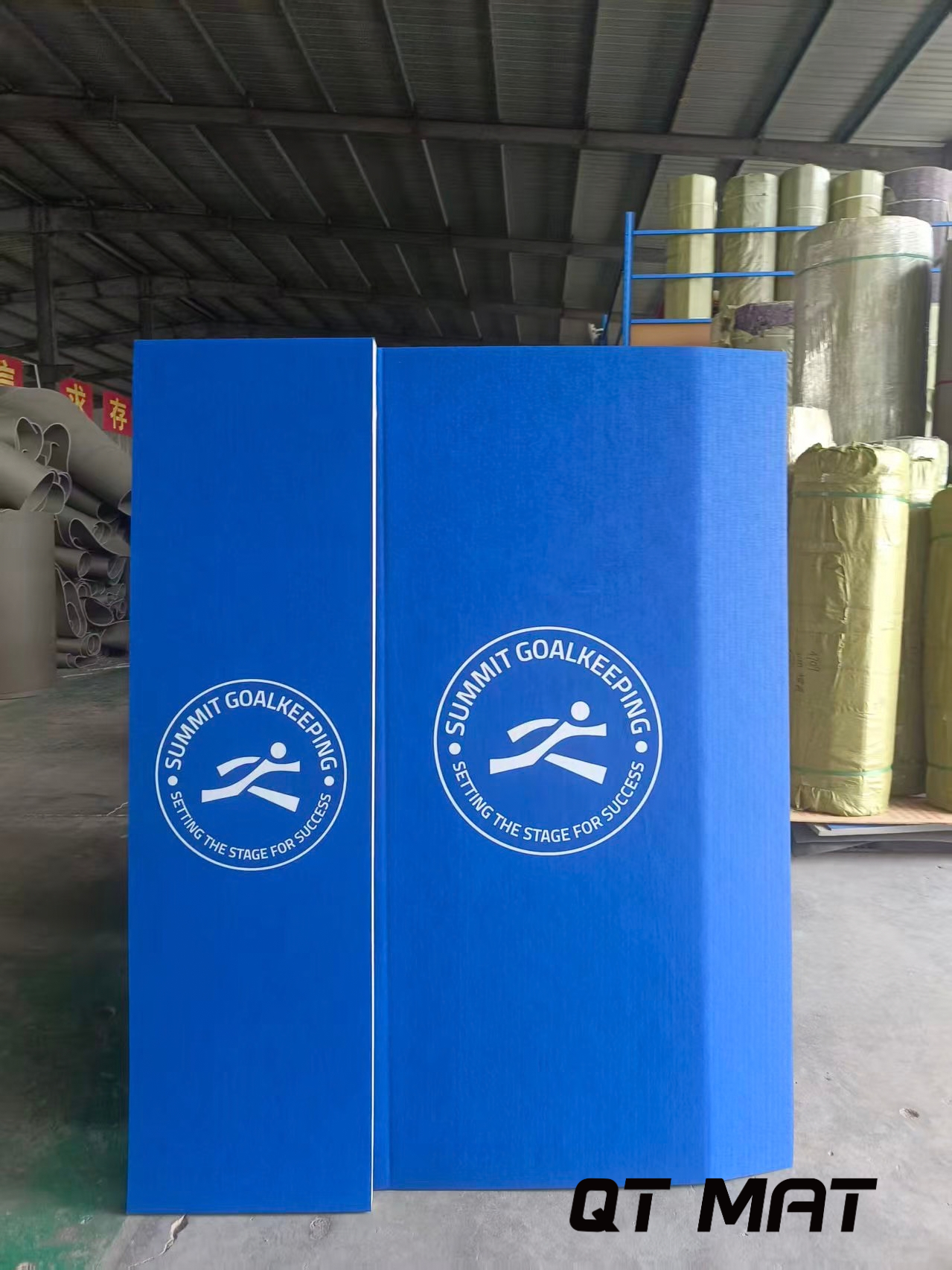 Square column covered with custom padding