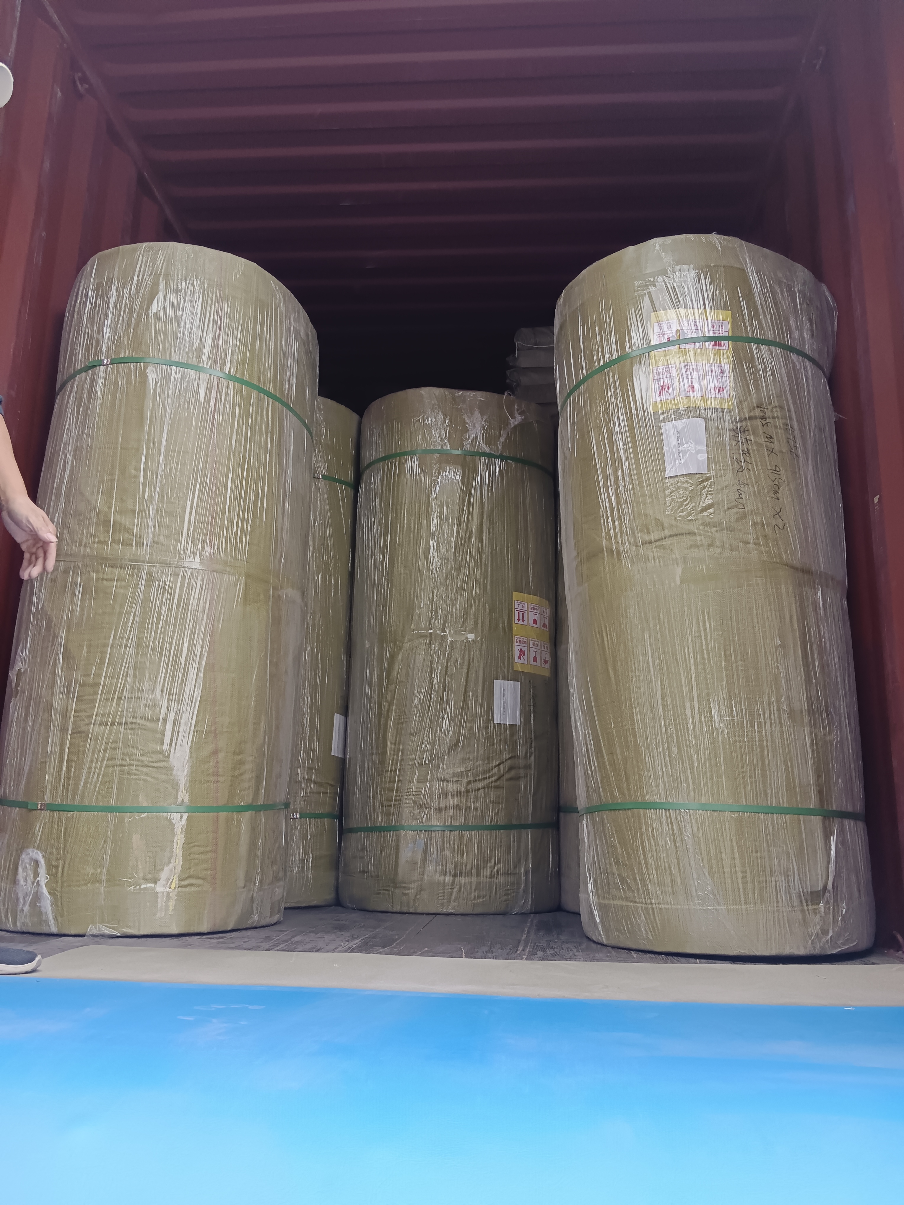 QT MAT mat shipment and container loading