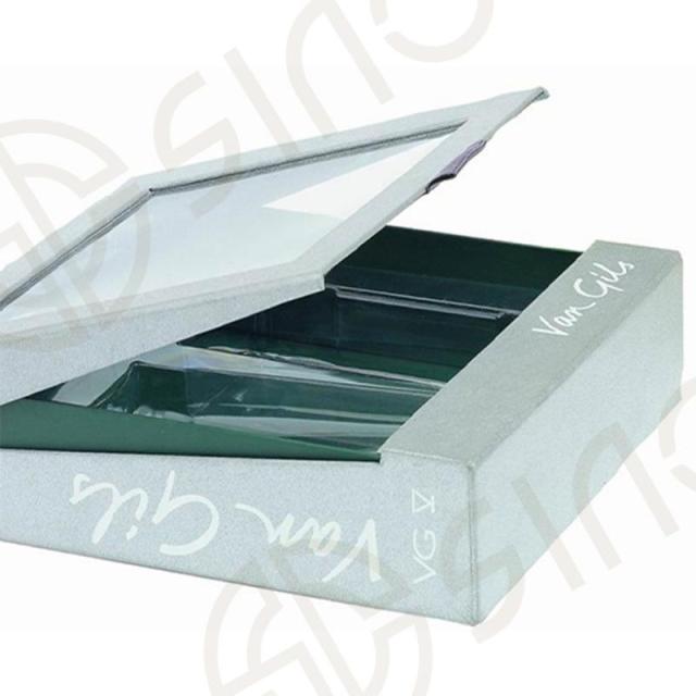 Luxury set boxes for toilette spray and showergel