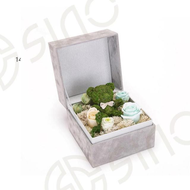 Gray velvet rigid cardboard flower boxes