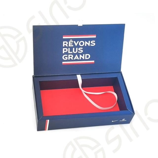 Upmarket rigid packaging box