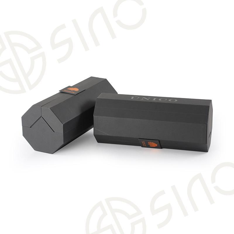 Matt black Clamshell wine boxes
