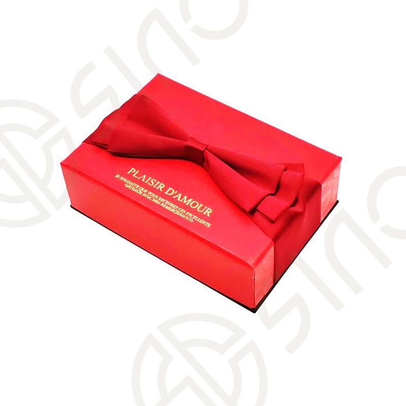 Chocolate lid-off boxes with ribbon