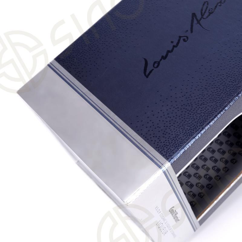 Flip top whisky boxes with cardboard insert