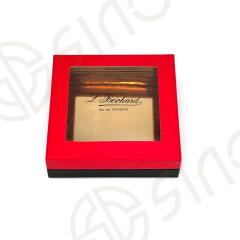 Rigid box with window lid