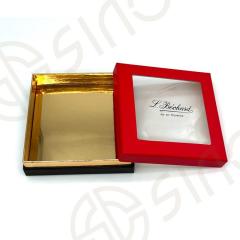 Rigid box with window lid