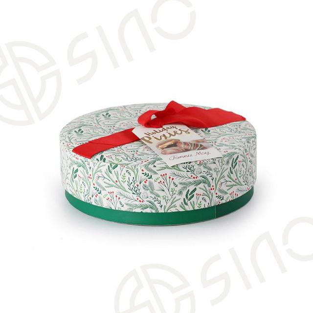 Tube chocolate boxes with ribbon