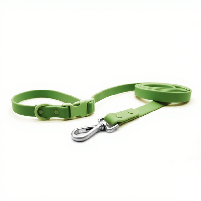 Multi functions Eco-friendly Waterproof Adjustable Length Hands Free Durable Pet Lead PVC Dog Leash