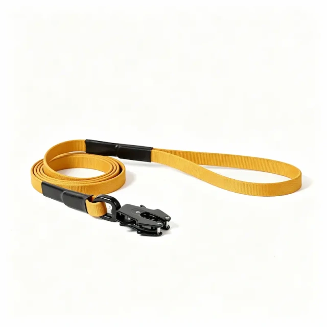 Wholesale Terracotta Dog Leash Featuring Unique Frog‑Style Quick Release Buckle, Durable Nylon Pet Walking Lead, OEM & ODM Customizable for Pet Retailer