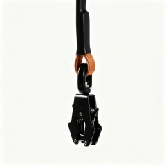Wholesale Terracotta Dog Leash Featuring Unique Frog‑Style Quick Release Buckle, Durable Nylon Pet Walking Lead, OEM & ODM Customizable for Pet Retailer