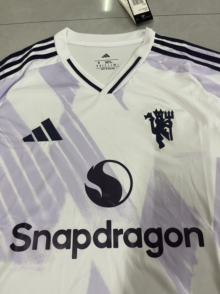 25/26 Manchester United away