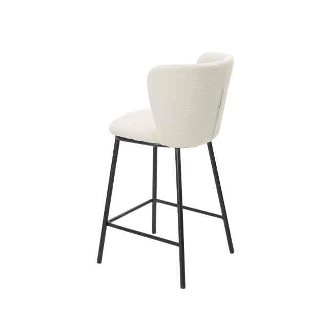 A casual, elegant and stable bar stool