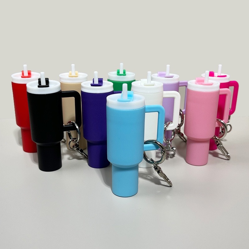 China Warehouse mini tumbler keychains