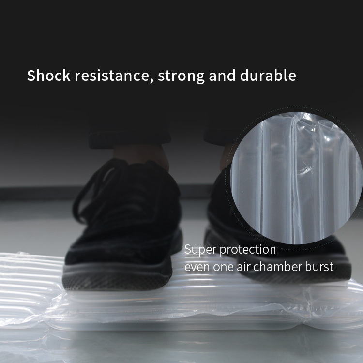 Q Type Air Column Bag's shock resistance: foot stepping on bag, text 'Super protection'.