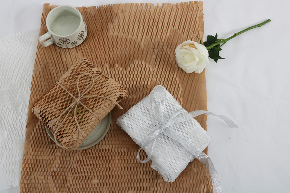 Tips for Efficiently Packing with Paper