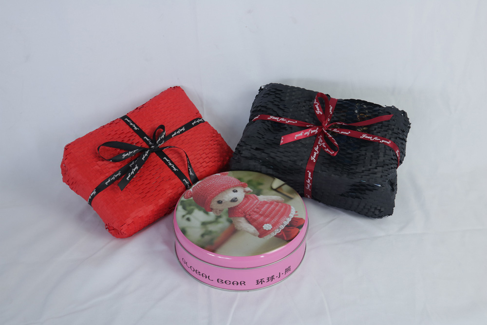 Valentine's Day Gift Packaging Ideas: How to Create a Romantic Red Theme