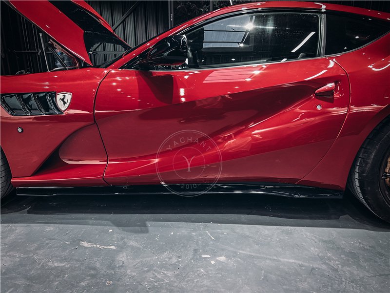 2017-2020 Ferrari 812 Superfast & GTS MSY Softkit Style Side Skirts