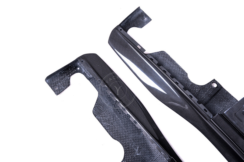 2017-2020 Ferrari 812 Superfast & GTS MSY Softkit Style Side Skirts