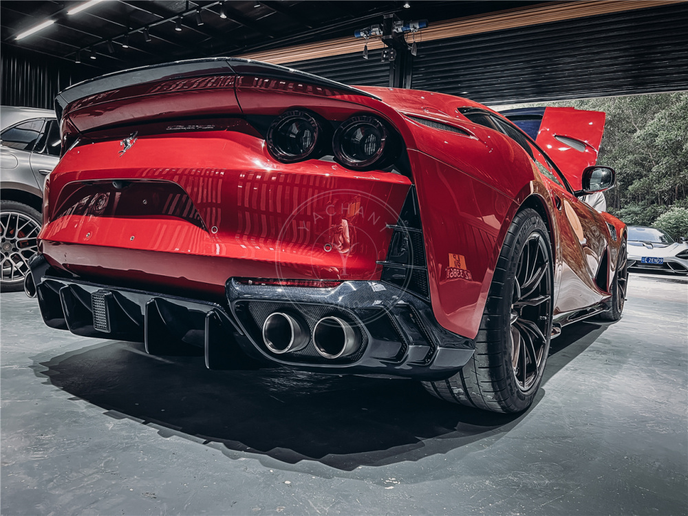 2017-2020 Ferrari 812 Superfast MSY Softkit Style Rear Diffuser w/ Brake Light (GTS requires some modification)