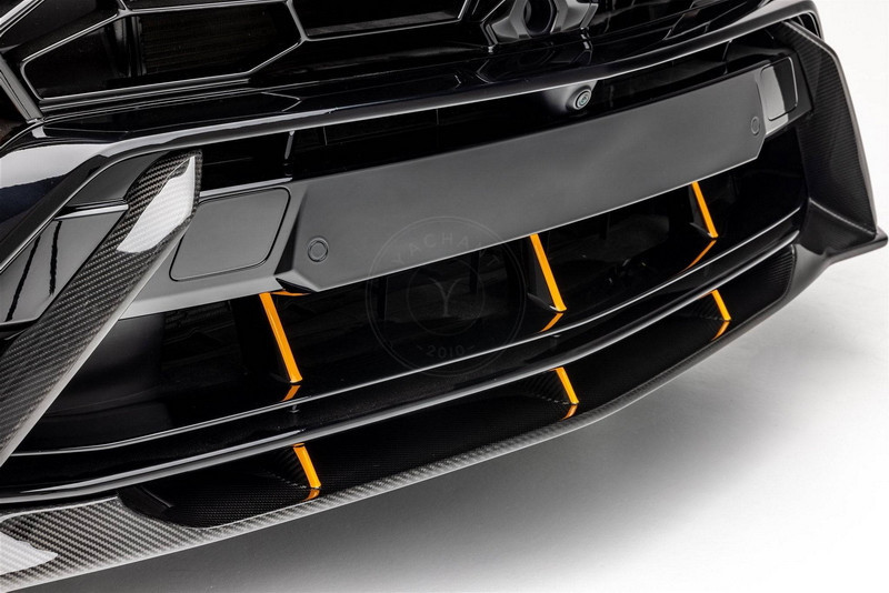 VRS RAMPANTE EDIZIONE Style Dry Carbon Body Kit For 2018-2022 Lamborghini URUS