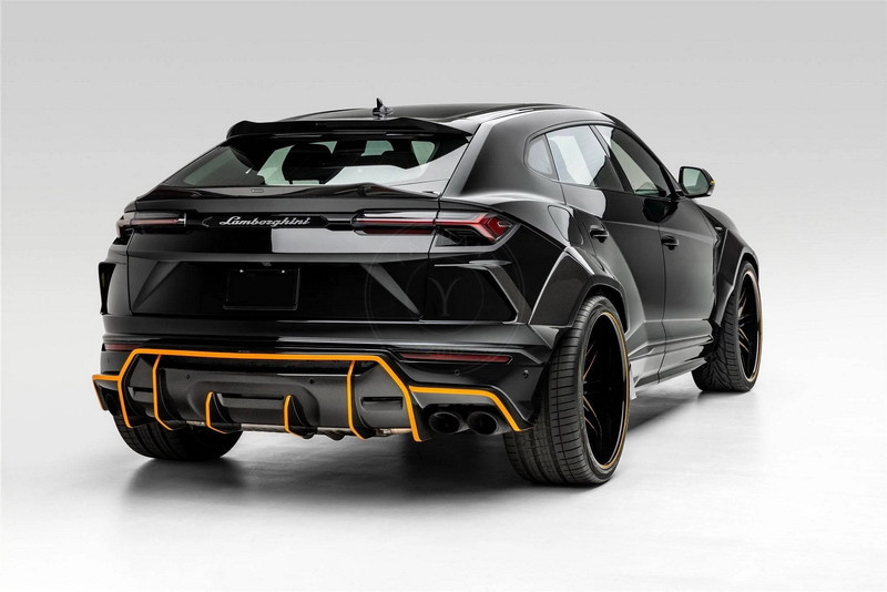 VRS RAMPANTE EDIZIONE Style Dry Carbon Body Kit For 2018-2022 Lamborghini URUS