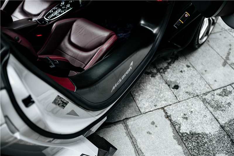 2019-2022 McLaren GT MIW Design Style Door Sill Cover