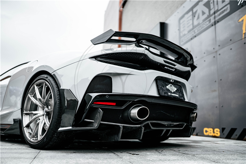 2019-2022 McLaren GT MIW Design Style Bodykit Front Lip Set 4PCS Side Skirts Rear Diffuser Rear Spats