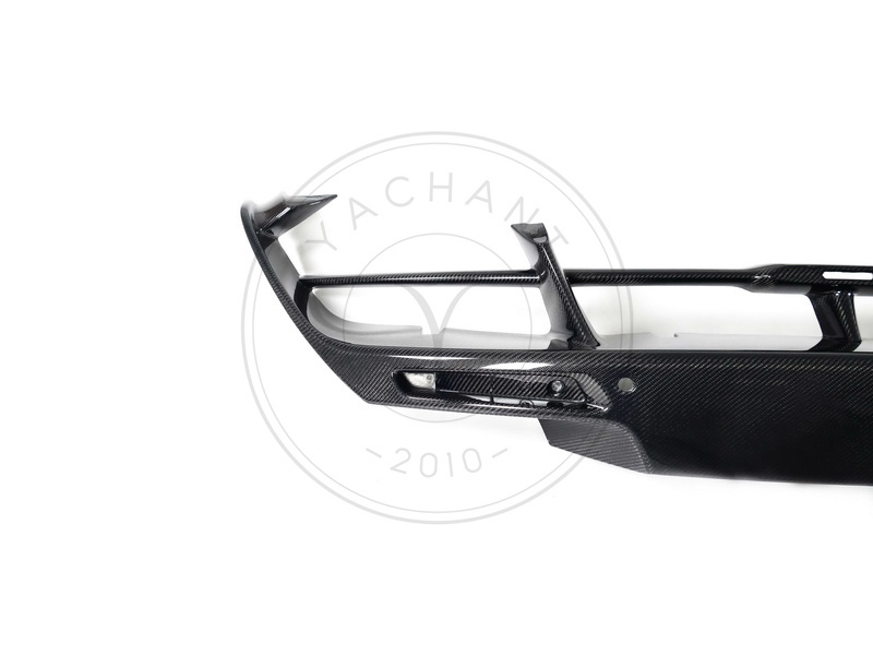 2017-2021 McLaren 720S Coupe & Spider OEM Style Bodykit Front Lip Side Skirts Rear Diffuser Rear Bumper Center Valance