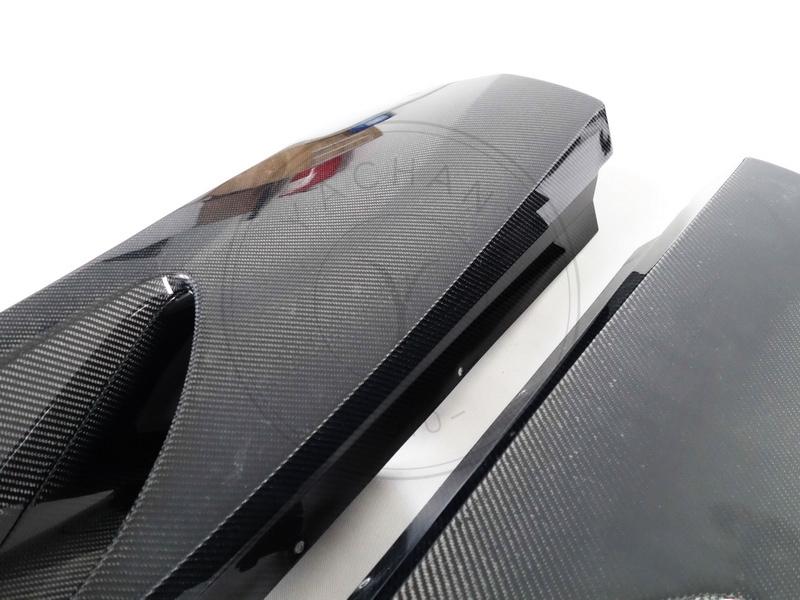 2017-2021 McLaren 720S Coupe & Spider OEM Style Bodykit Front Lip Side Skirts Rear Diffuser Rear Bumper Center Valance