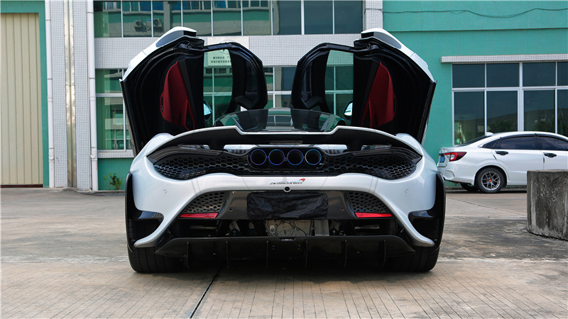 2017-2021 McLaren 720S Coupe & Spider 765LT-Conversion Kit