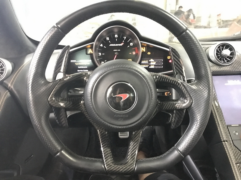 2011-2014 McLaren MP4 12C Steering Wheel Cover