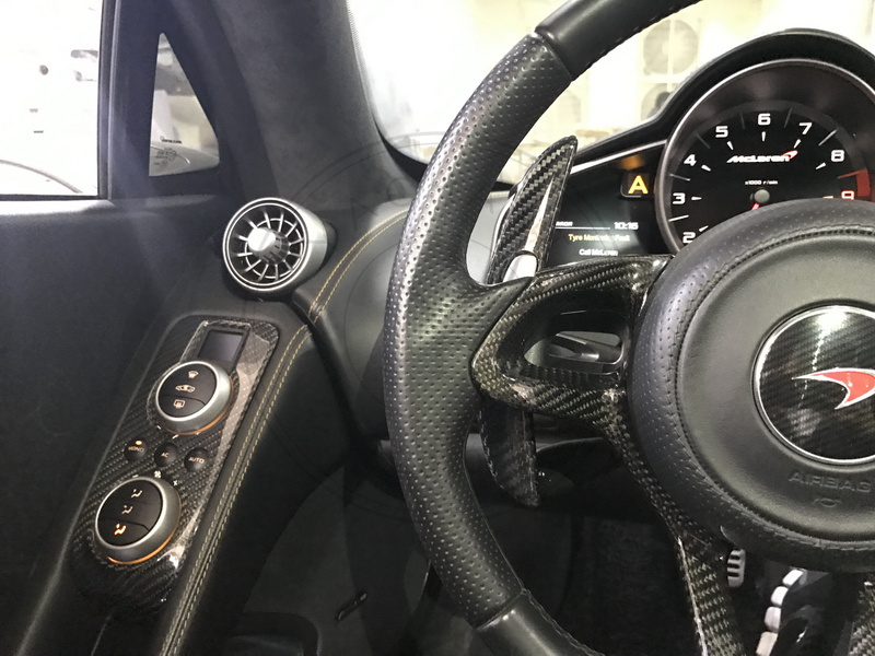 2011-2014 McLaren MP4 12C Steering Wheel Cover