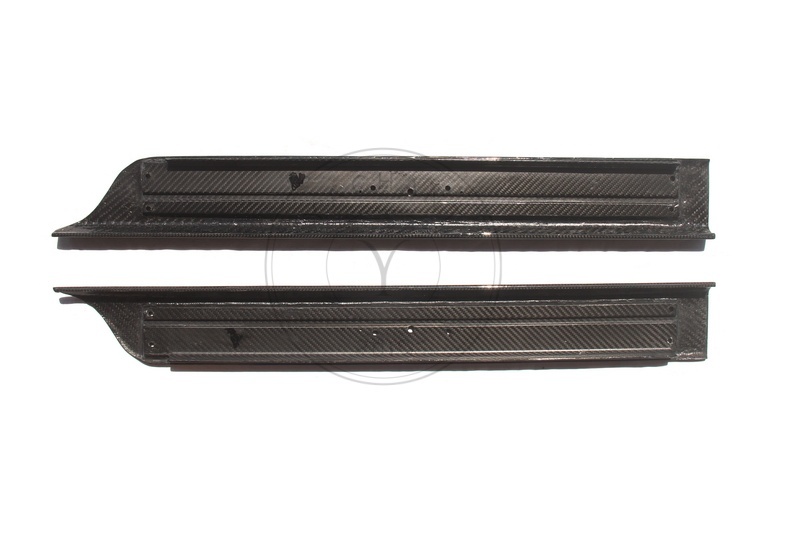 Dry Carbon Door Sill Replacement For 06-15 Aston Martin V8 Vantage&S V12 Vantage&S