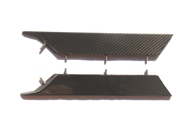 Dry Carbon Side Striker Replacement For 06-15 Aston Martin V8 Vantage&S V12 Vantage&S