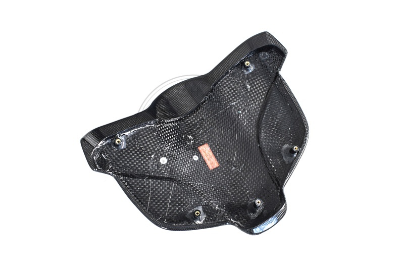 Dry Carbon Instrument Cluster Meter Hood Cover For 15-19 Ferrari F488 GTB & Spider