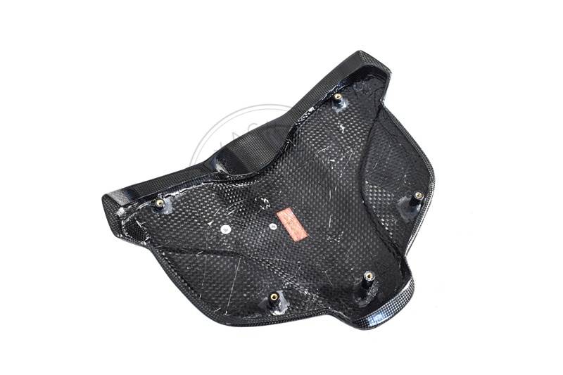 Dry Carbon Instrument Cluster Meter Hood Cover For 15-19 Ferrari F488 GTB & Spider