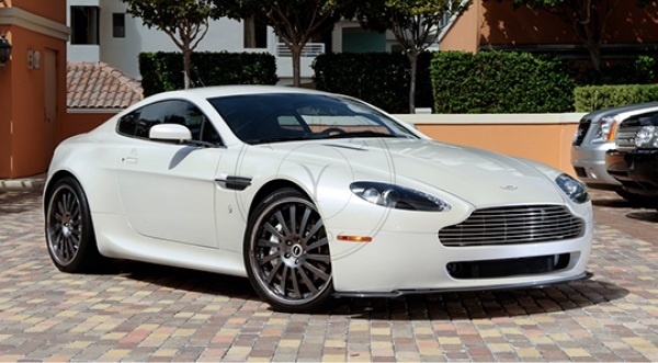 V Style Dry Carbon Front Lip For 2006-2009 Aston Martin V8 Vantage