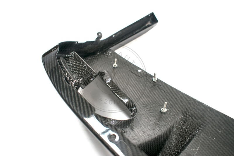 OEM Style Dry Carbon Rear Diffuser For 2007-2012 Aston Martin DBS