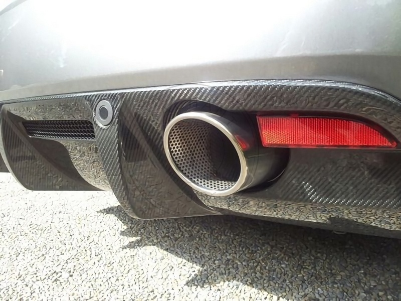 OEM Style Dry Carbon Rear Diffuser For 2007-2012 Aston Martin DBS