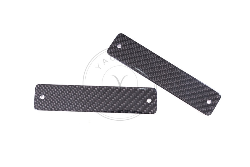 Dry Carbon Door Sill Decal 2 PCS (Customizable) For 2007-2012 Aston Martin DBS