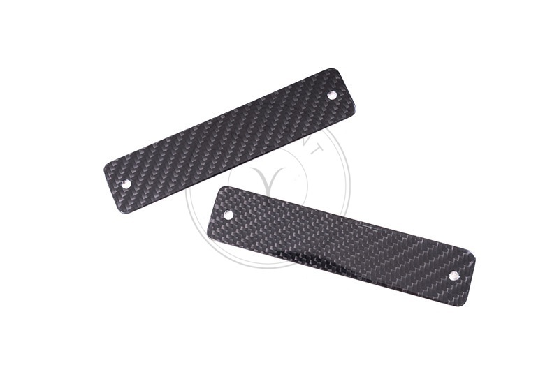 Dry Carbon Door Sill Decal 2 PCS (Customizable) For 2007-2012 Aston Martin DBS